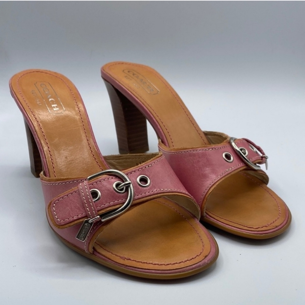 Coach Daryn Sandals